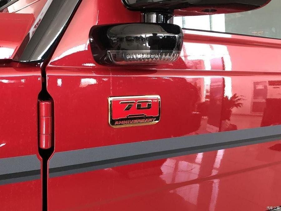 Детали экстерьера BAIC Beijing BJ80 70th Anniversary 2019 года  (фото 5 из 13)
